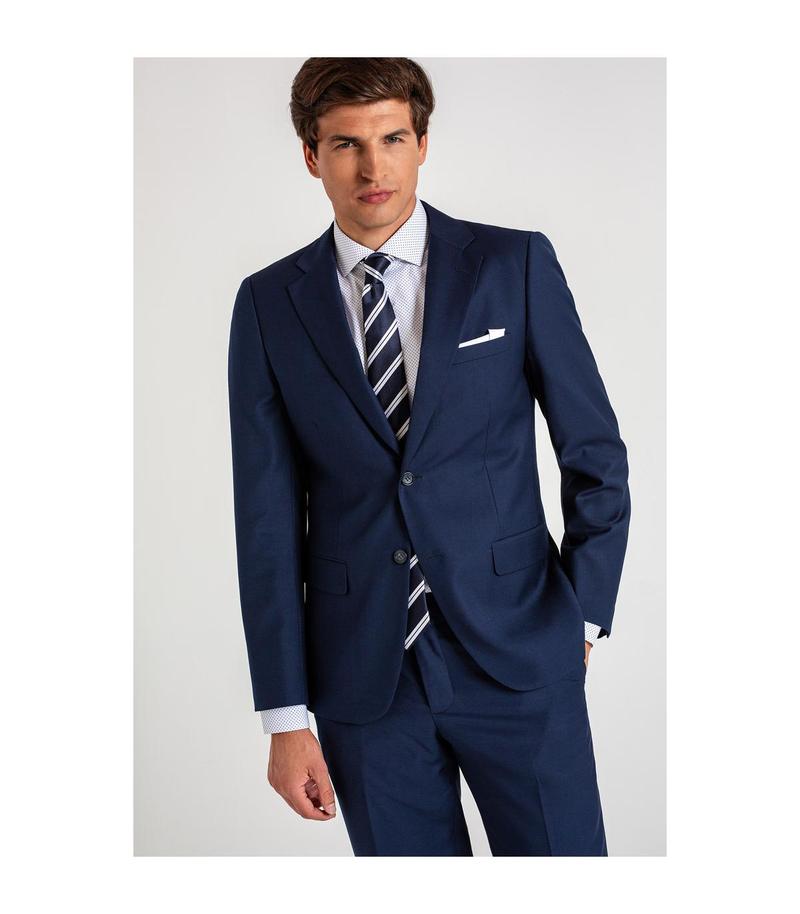 Materiał krawata i elegancja