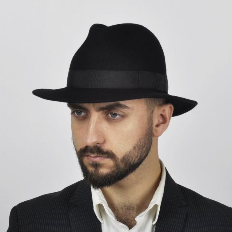 Męski kapelusz stylizacje