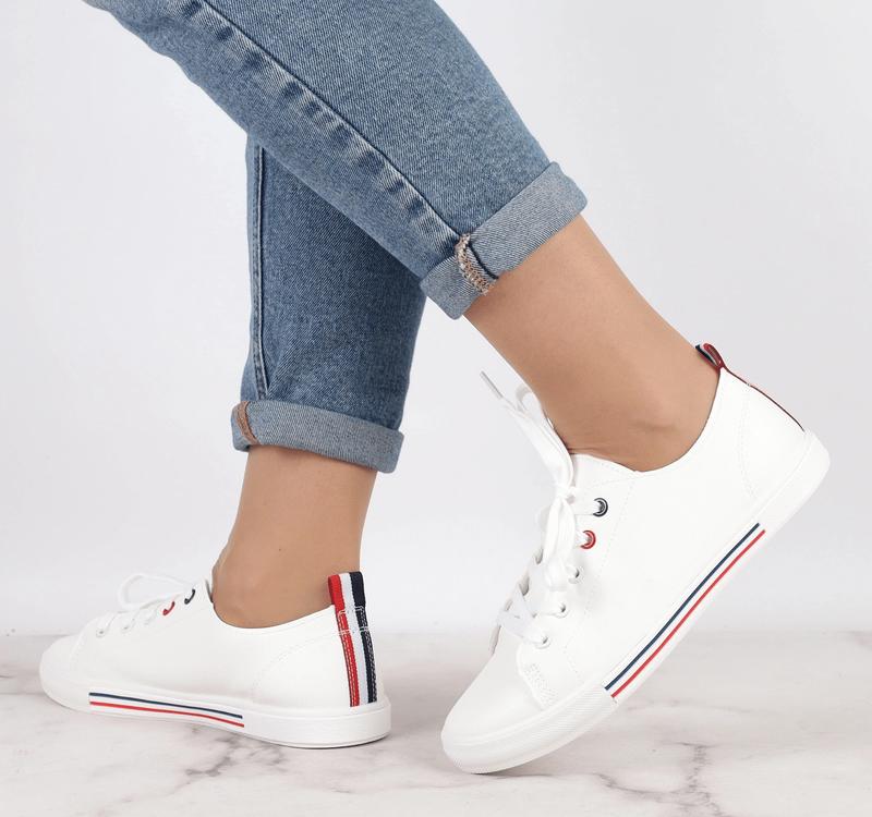 Białe buty w modzie męskiej