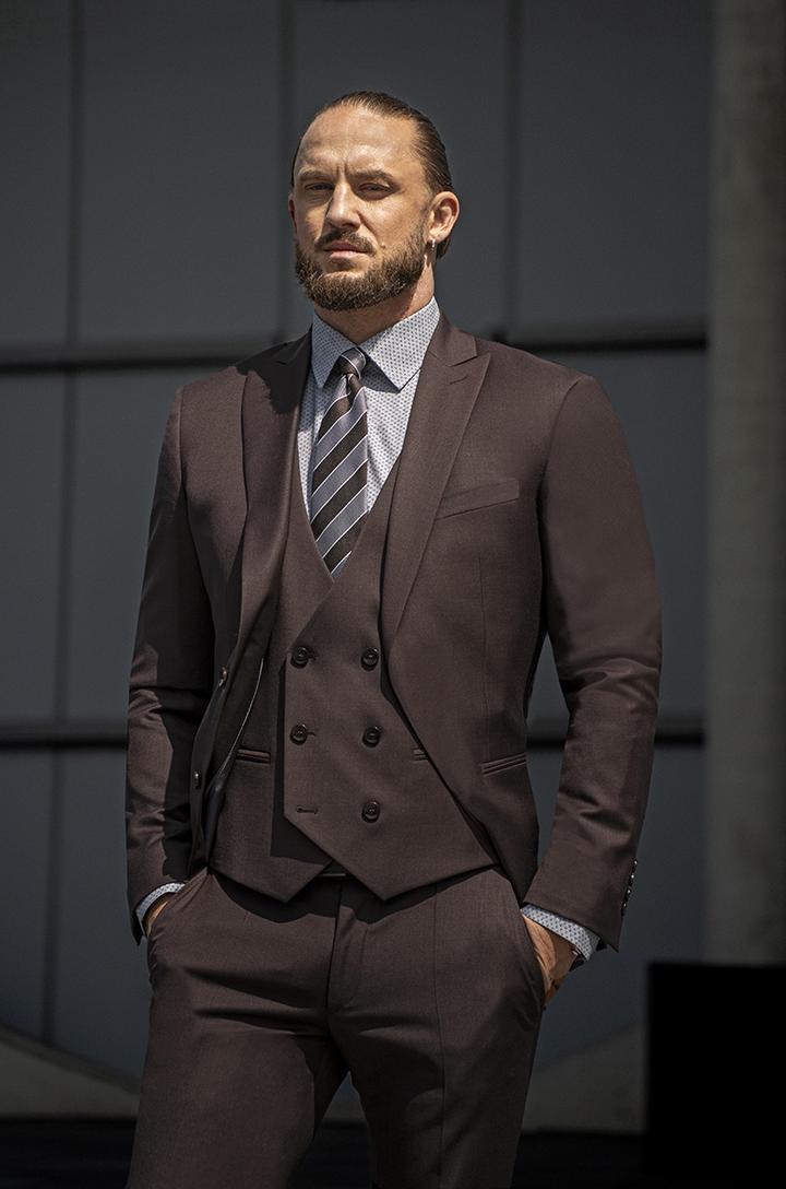 Dodatki do szarego płaszcza