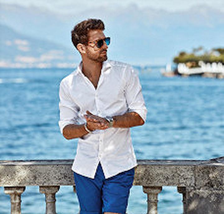 Lato w pełni: rzeczy, które każdy mężczyzna powinien mieć przy sobie