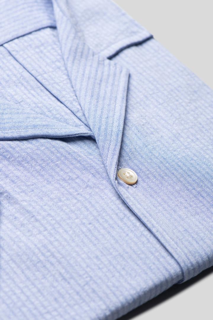 Jak nosić koszulę z kołnierzykiem kubańskim